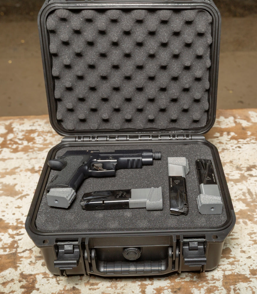 Hard Case (Pistol, Medium)